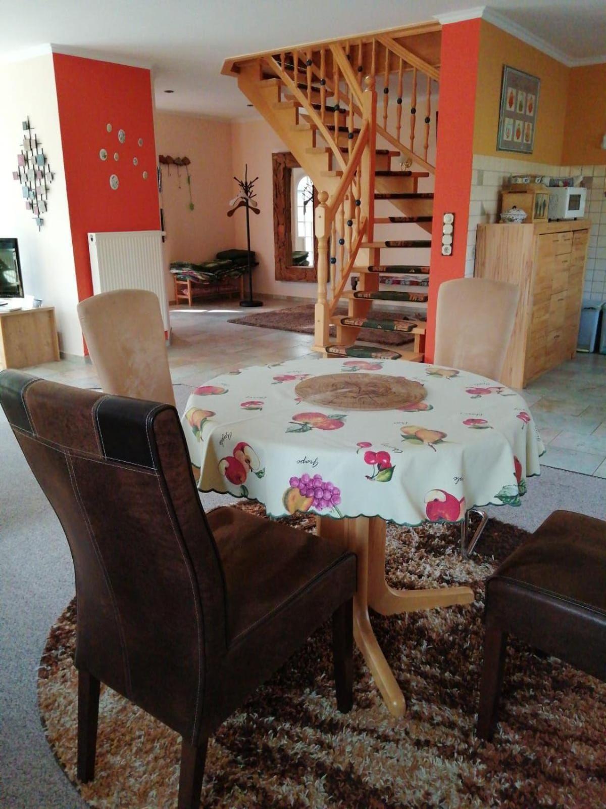 Haus-Schiffer-Ferienwohnung-Lilli Rhauderfehn Esterno foto
